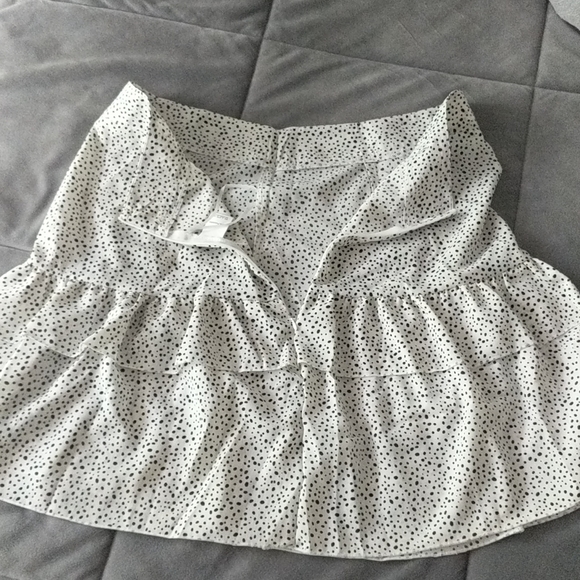 Dalmatian skirt - Picture 2 of 3